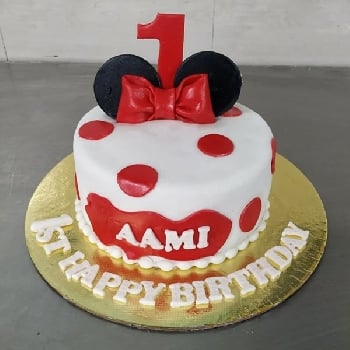 Minnie Theme Cake