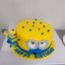Minion Theme Cake 02