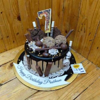 Chocolate Drip Cake 1