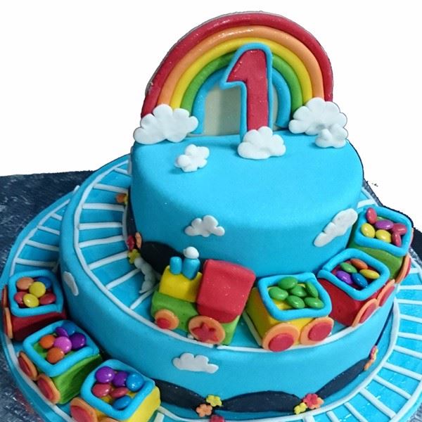 Chuck Chuck Train Cream Fondant Cake