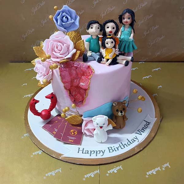 Family Theme Cake