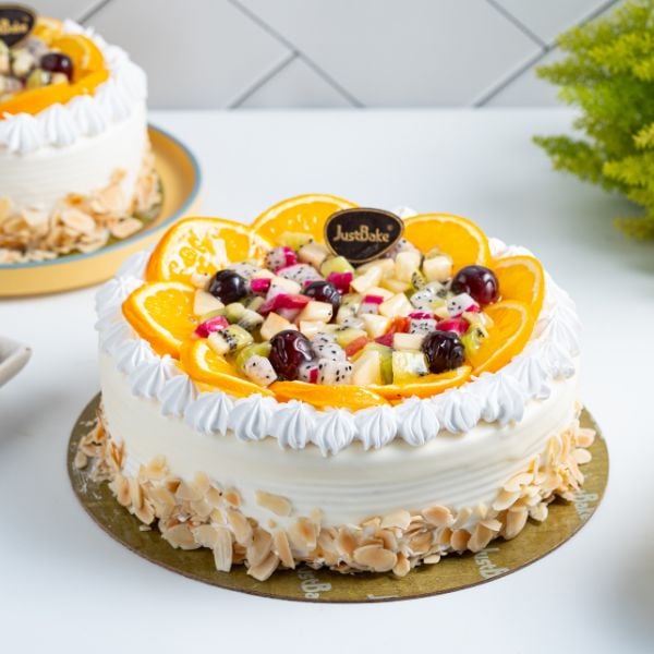 Mixed Fruit Gateaux