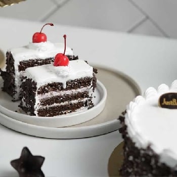 Premium Black Forest Cake