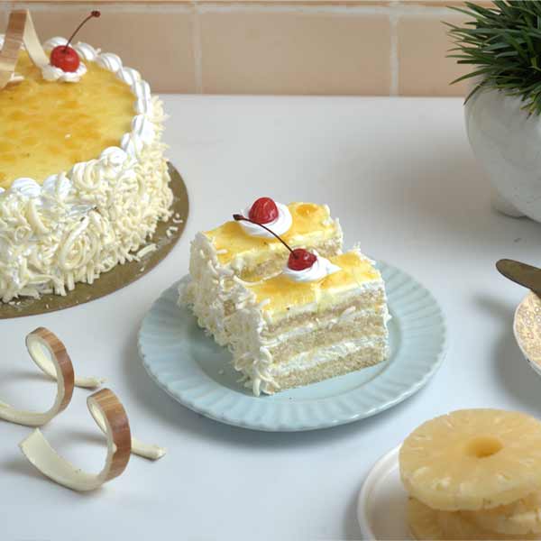 Premium Pineapple Cake