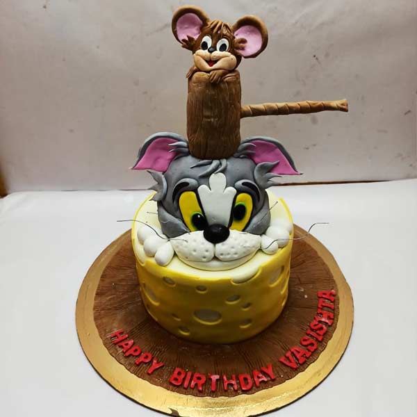 Tom and Jerry Theme Cake