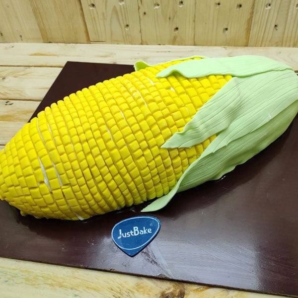 Corn shape cake