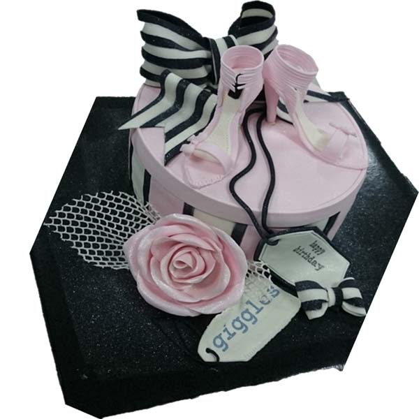 Giggles Cake 3D41