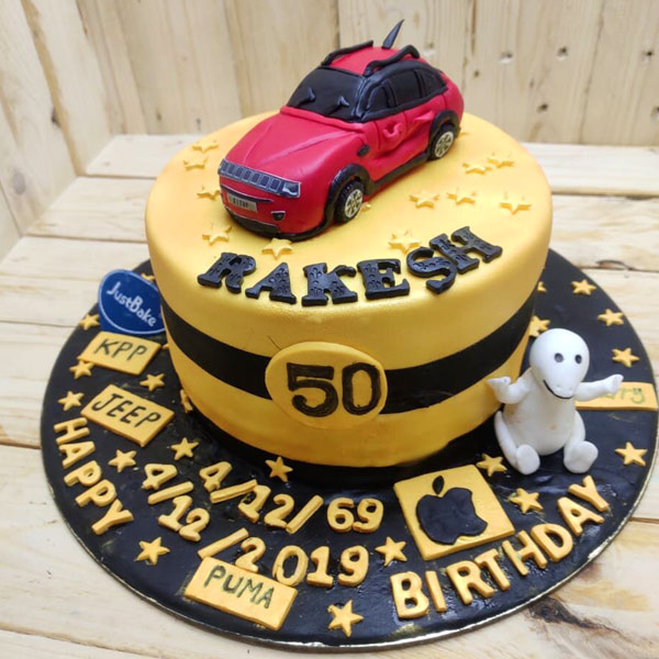 Car theme cake