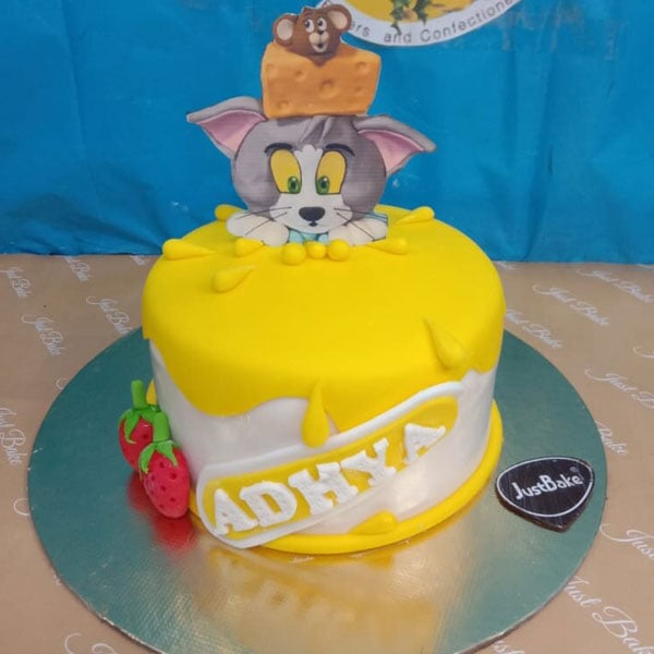 Tom and Jerry Cake