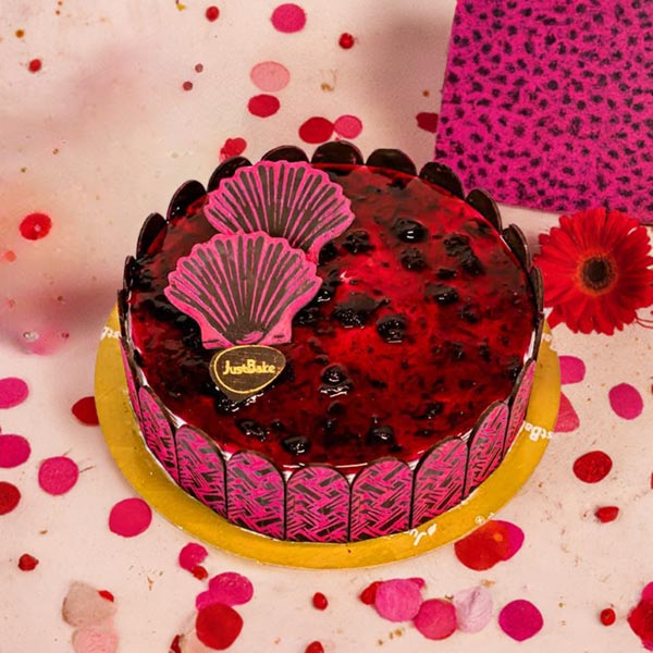 Canadian Blueberry Womens Day Cake