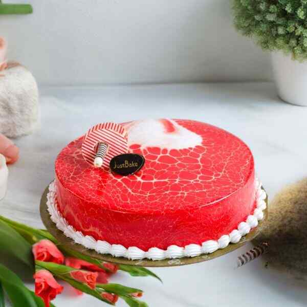 Chocolate Strawberry Cake Large