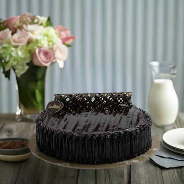 Death By Chocolate Cake Large