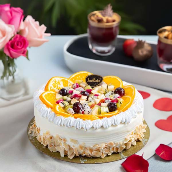 Mixed Fruit Gateaux Valentine Cake