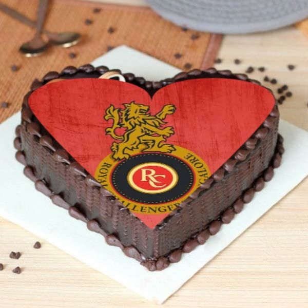 RCB Love Delight Photo Cake