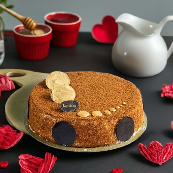 Russian Honey Valentine Cake