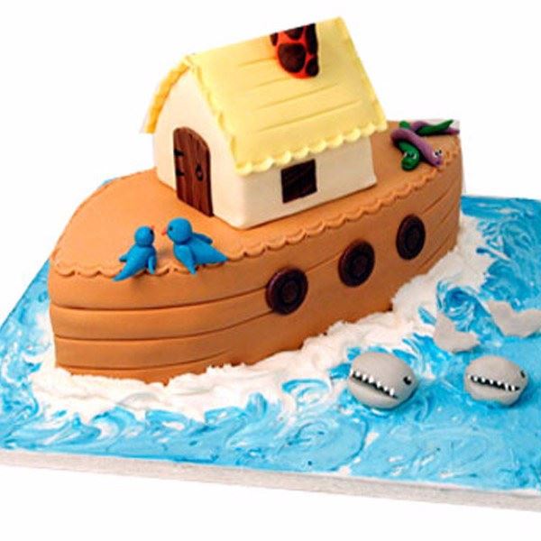 1,591 Boat Cake Stock Photos - Free & Royalty-Free Stock Photos from  Dreamstime