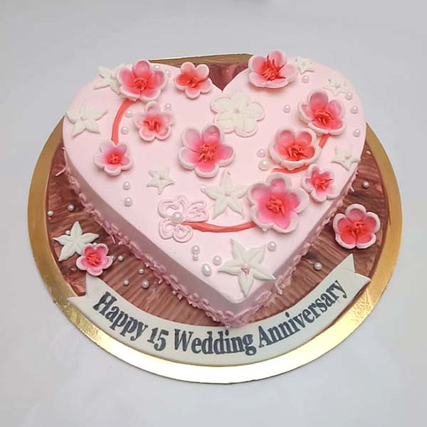 Heart Shape Wedding Anniversary Cake