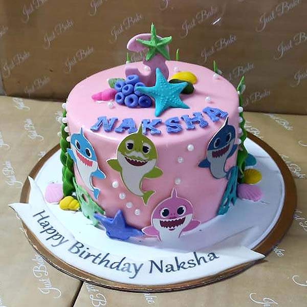 Baby Shark Fondant Cake