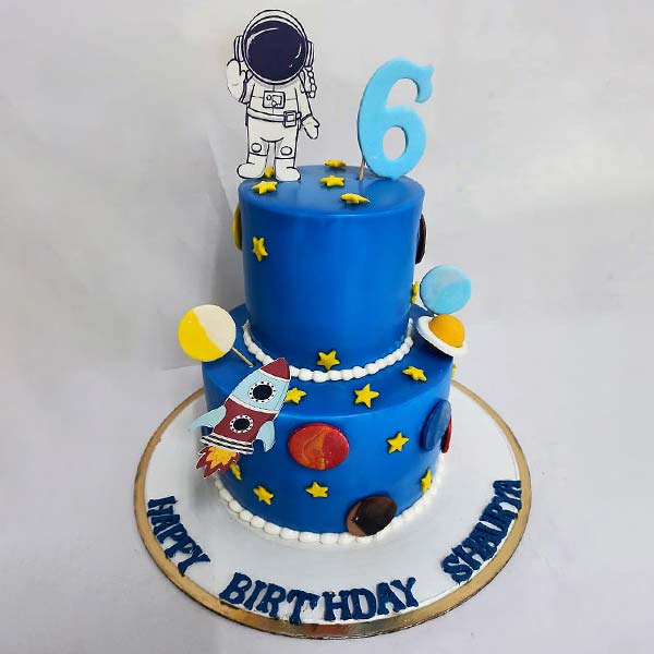 2 Tier Astronaut Space Cake