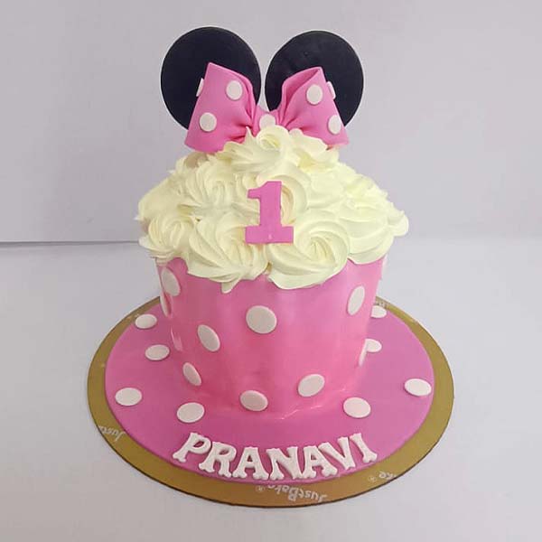 Minnie Mouse 1st Birthday Cake
