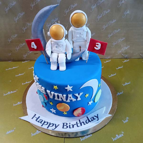 Astronaut Themed Cake