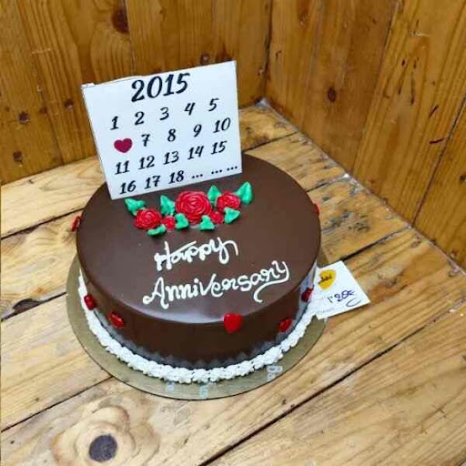 Calendar Love Anniversary Cake
