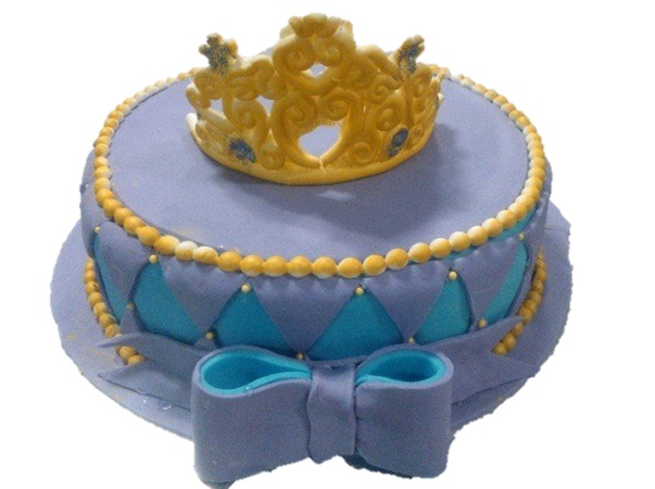 Crown Theme Fondant Cake 01