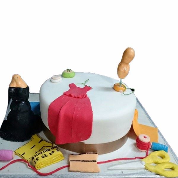Fashion Designing Fondant Cake