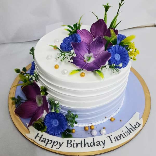 Floral Themed cake