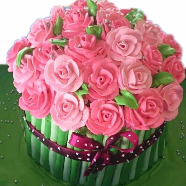 Green Bouquet Cream Cake