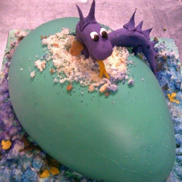 Hatching Egg Cream Fondant Cake