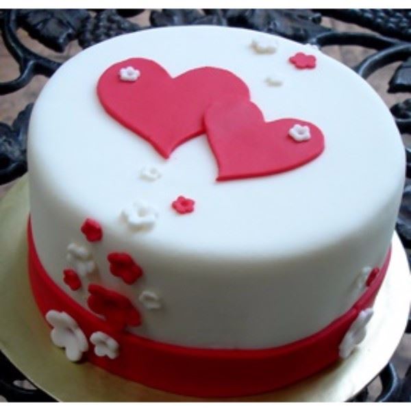 Love in Hearts Cake Cream Fondant
