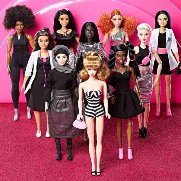 Mattel Barbie Dolls Photo Cake