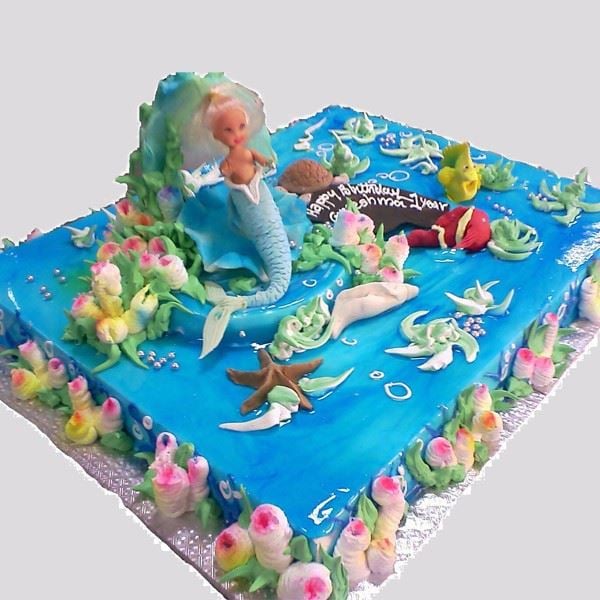 Mermaid in Ocean Cream Fondant Cake