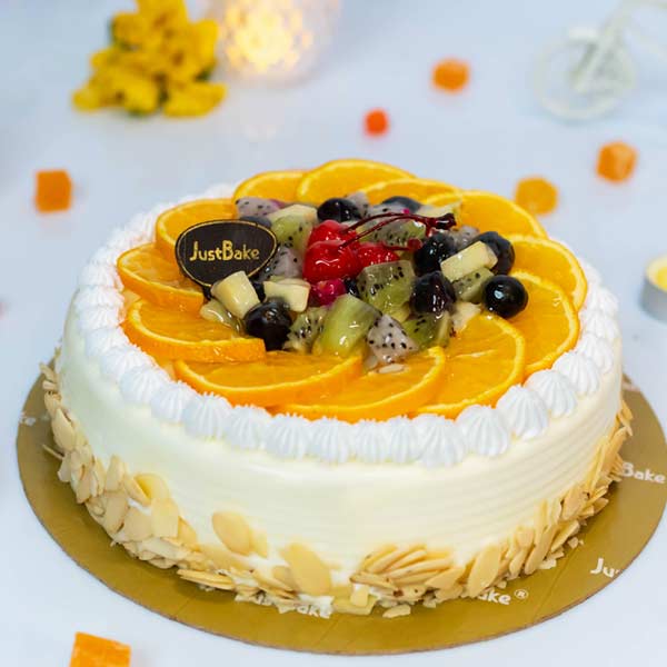 Mixed Fruit Gateaux in