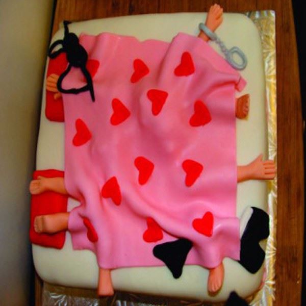 Naughty Couple Cake