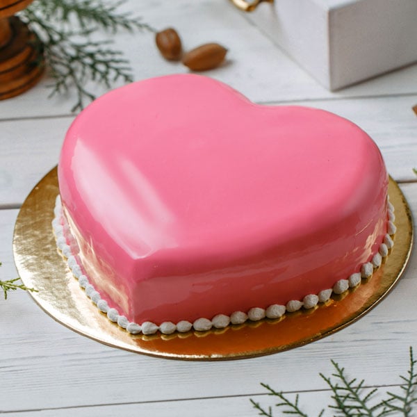 Valentines Day Pink Heart Cake