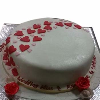 Stream Of Hearts Fondant Cake