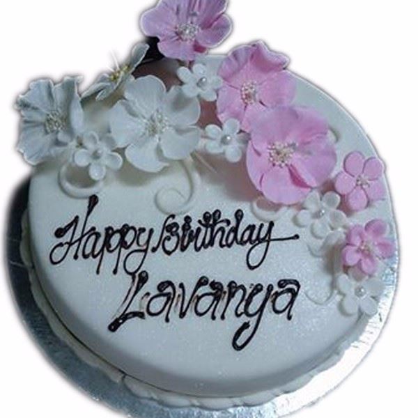 White Elegance DE14 Cream Fondant Cake