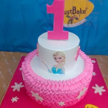 Princess cartoon cake