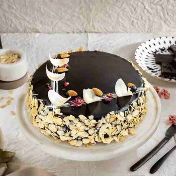 American Almond Chocolate Cake