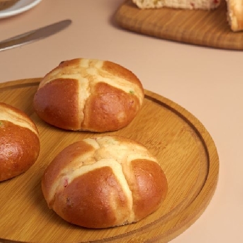 Hot Cross Buns