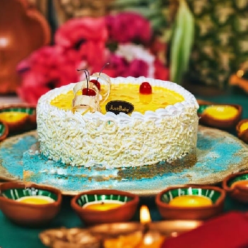 Premium Pineapple Cake 1