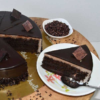 Belgium Truffle Pastry Cut Piece-8