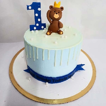 Dripping Glaze Teddy Fondant Cake