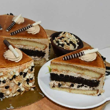  Malted Chocolate Cake Pastry Cut piece-8