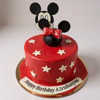 Minnie Mouse Themed Cake