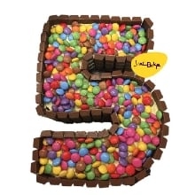 Number Theme Cake Kit Kat Gems 4Kg