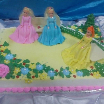 Princess With Friends Cake