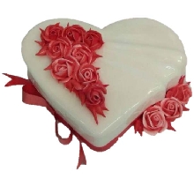  Valentines Day Red And White Heart Shape Cake  RW